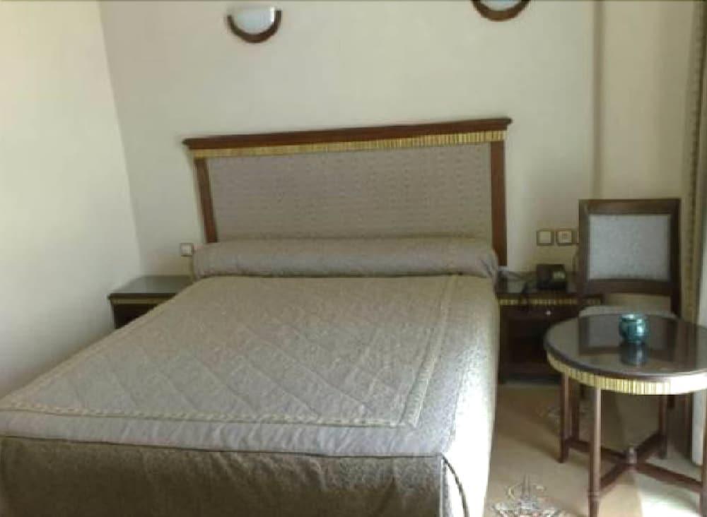 Maamoura Hotel